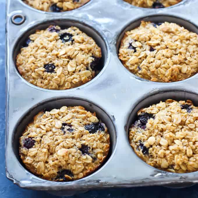 baked blueberry oatmeal cups 1square