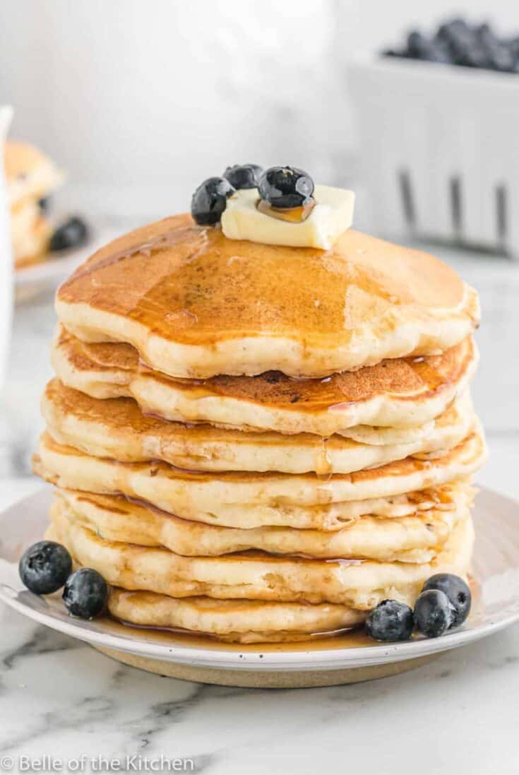 blueberry buttermilk pancakes 1 4
