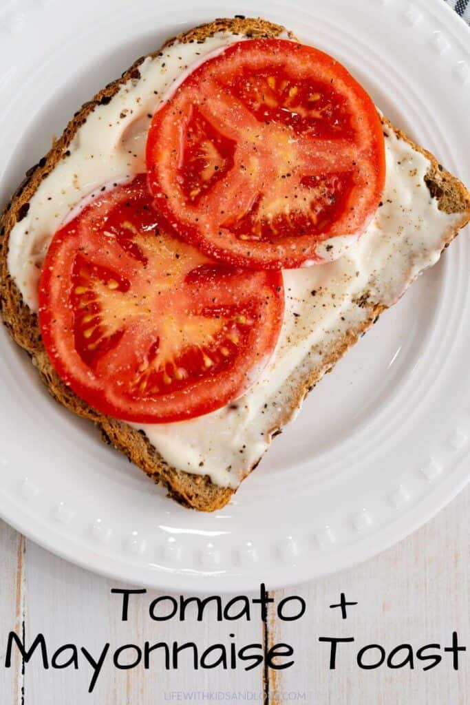 Easy Toast with Tomato and Mayonnaise