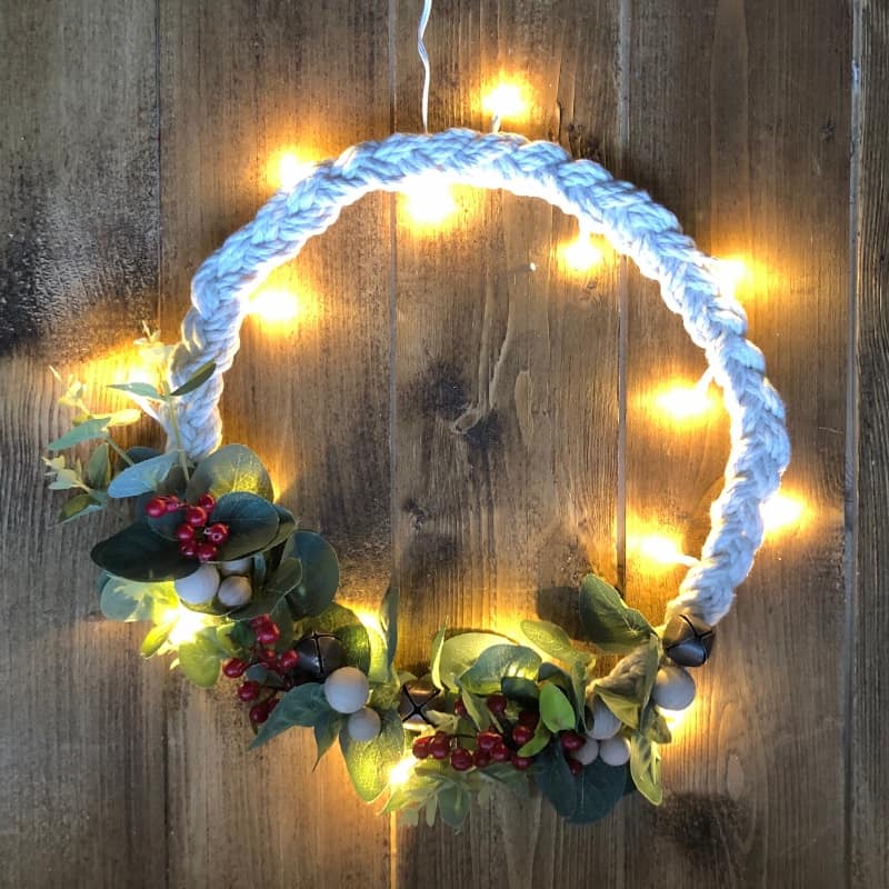 How to make a Scandinavian Inspired Braided Christmas Wreath square
